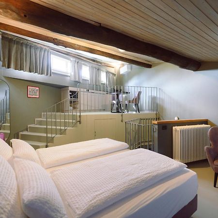 Palazzo Froussard B&B&Living Lucca Esterno foto