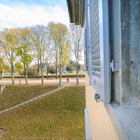 Palazzo Froussard B&B&Living Lucca Esterno foto