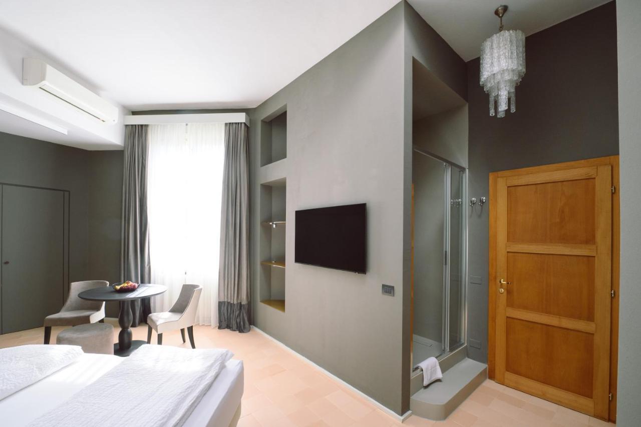 Palazzo Froussard B&B&Living Lucca Esterno foto