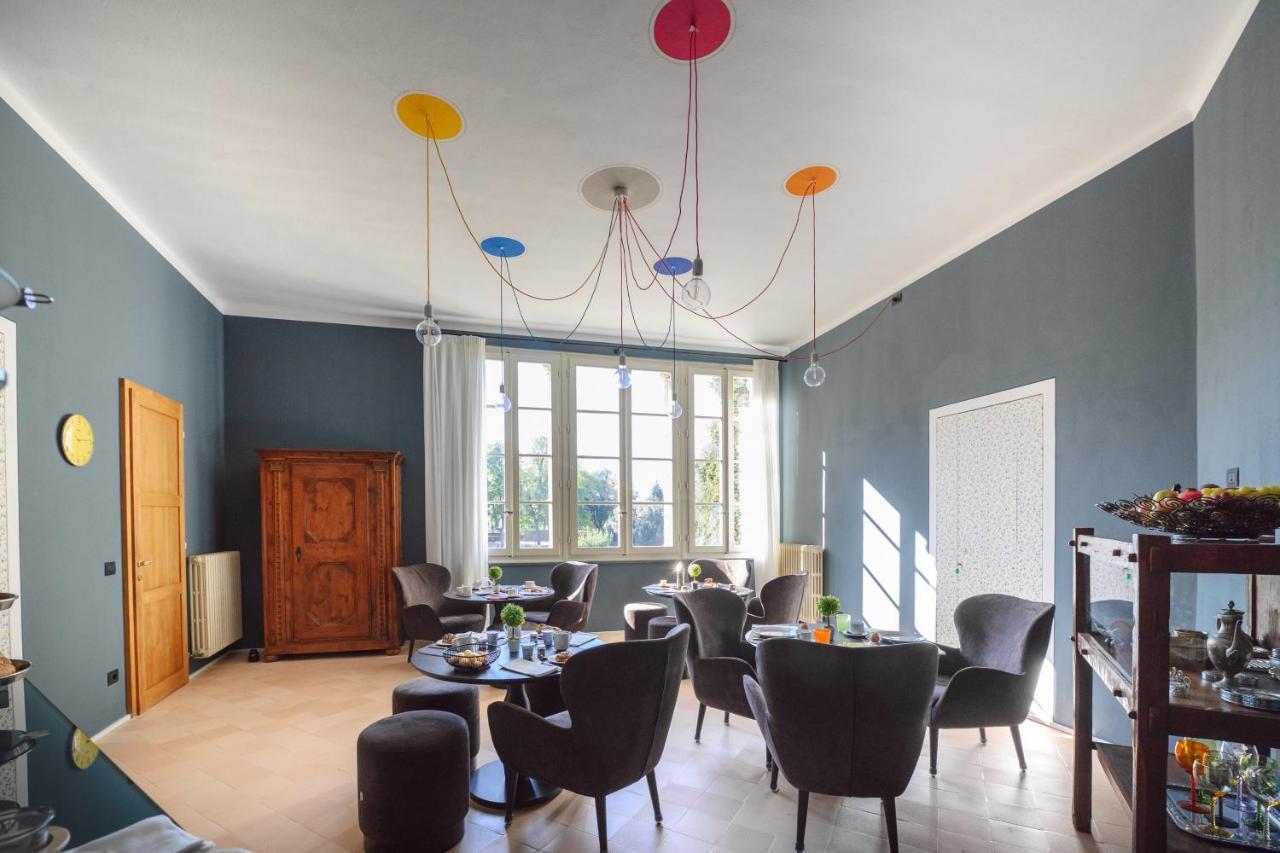 Palazzo Froussard B&B&Living Lucca Esterno foto