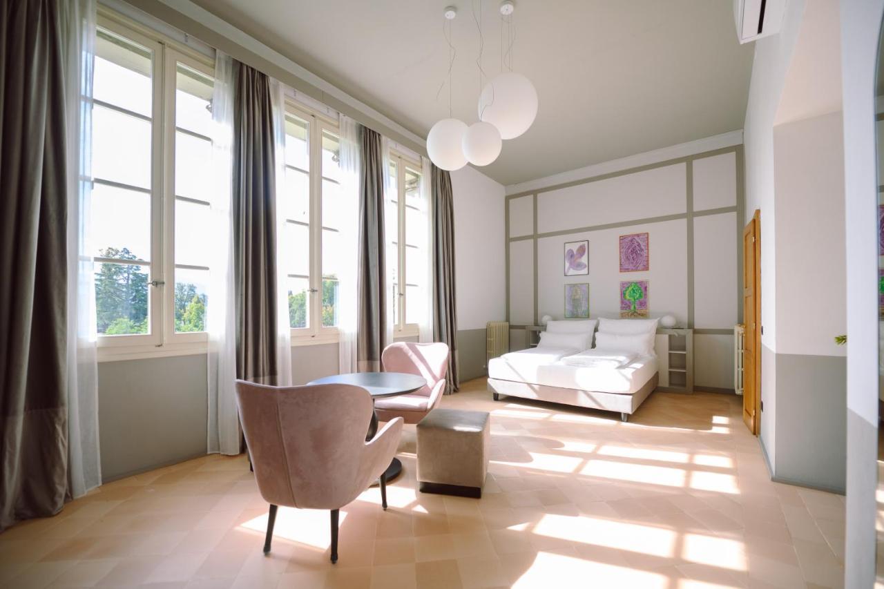 Palazzo Froussard B&B&Living Lucca Esterno foto