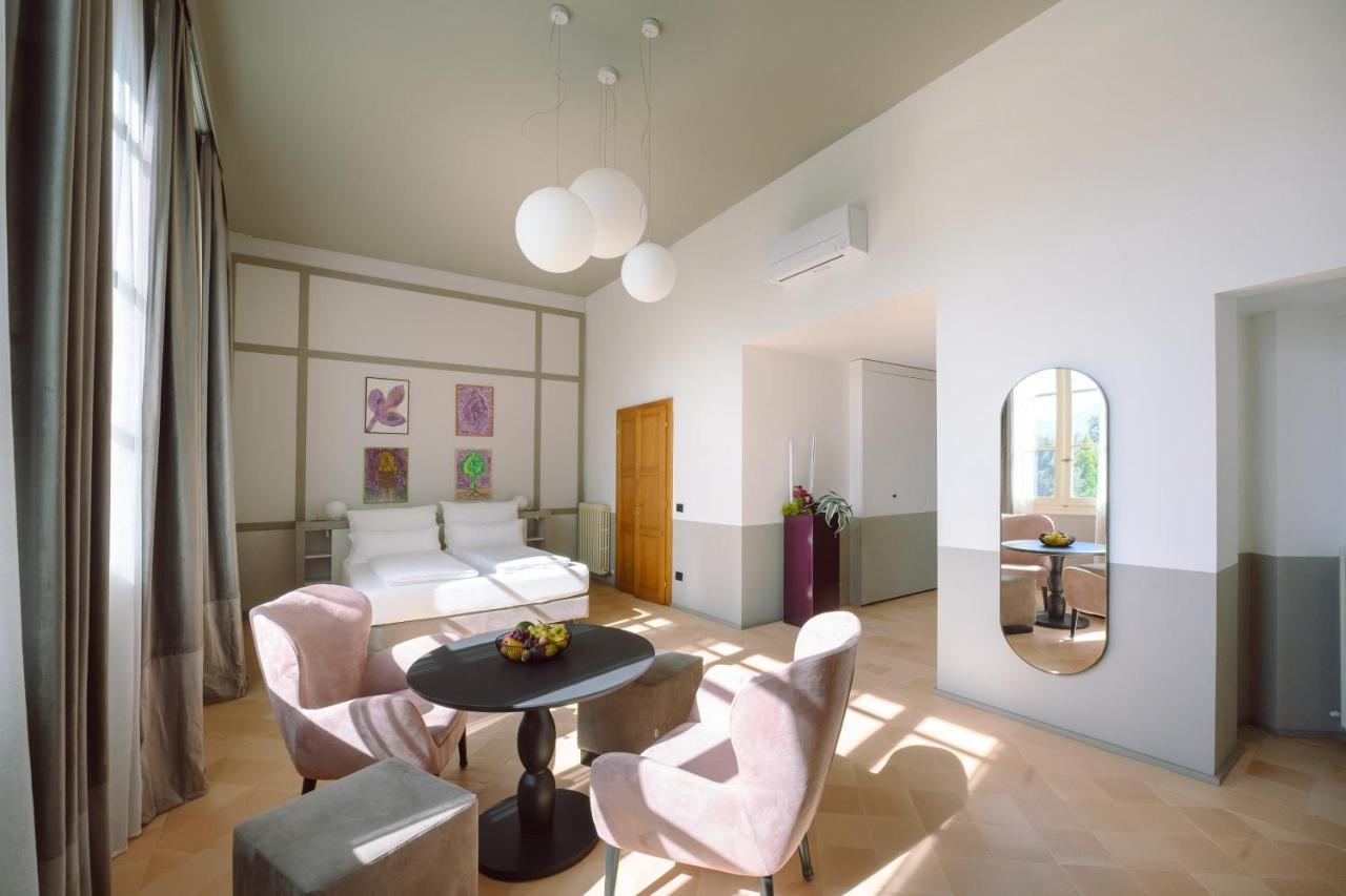 Palazzo Froussard B&B&Living Lucca Esterno foto