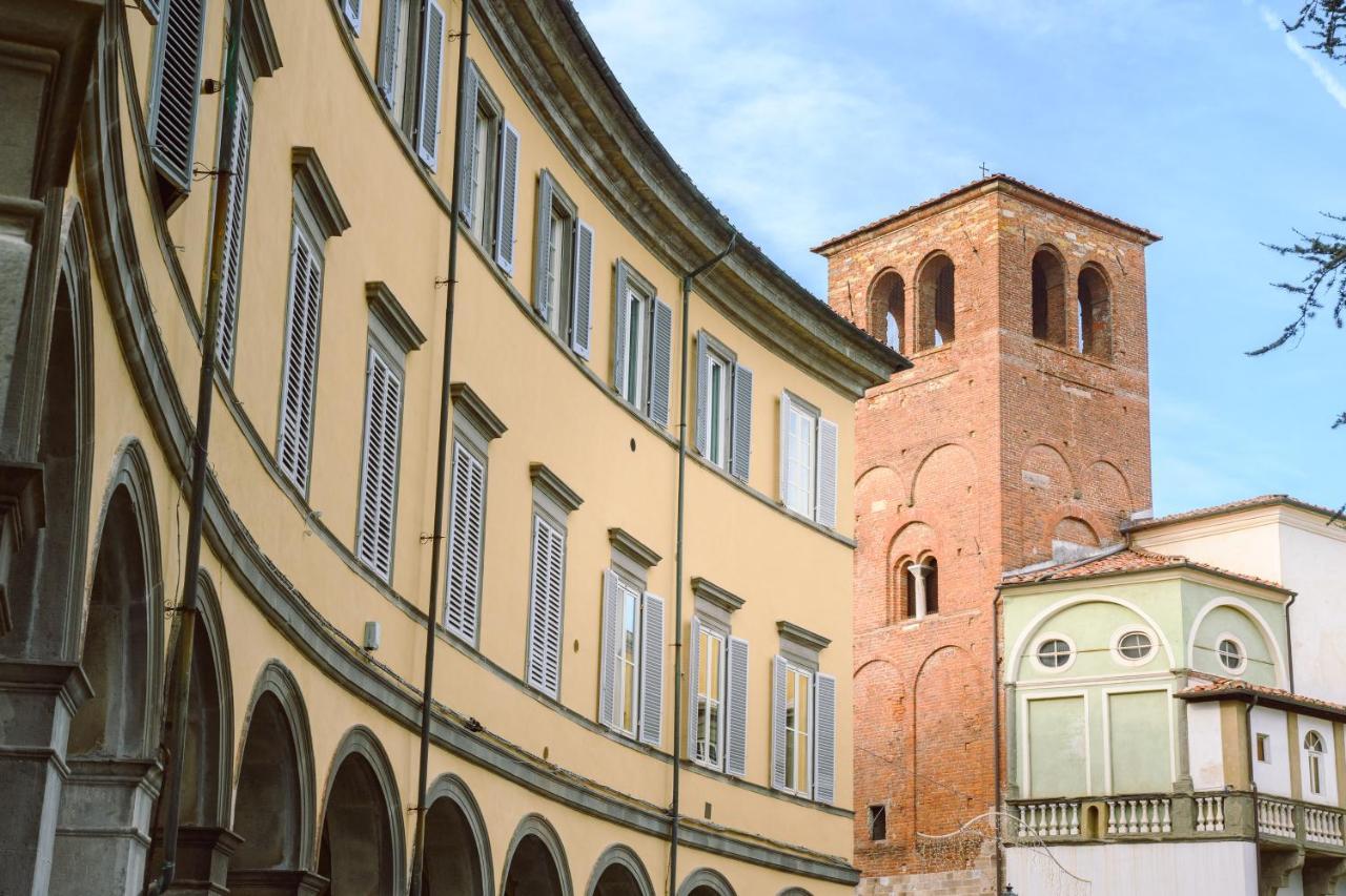 Palazzo Froussard B&B&Living Lucca Esterno foto